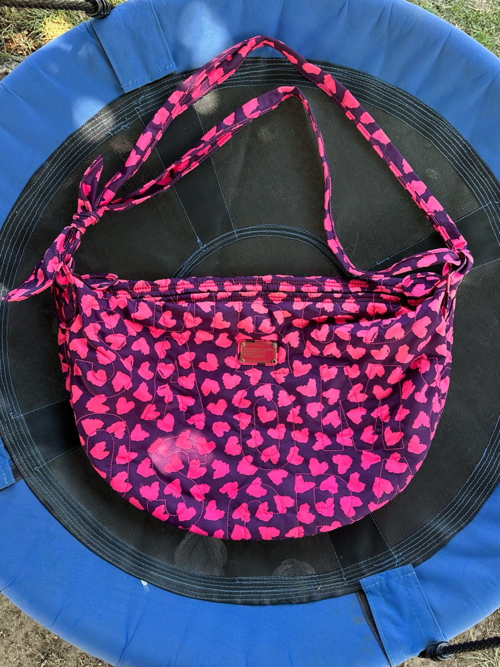 Marc Jacobs Pink and Purple Quilted Heart-Print Hobo - Picture 6 of 9